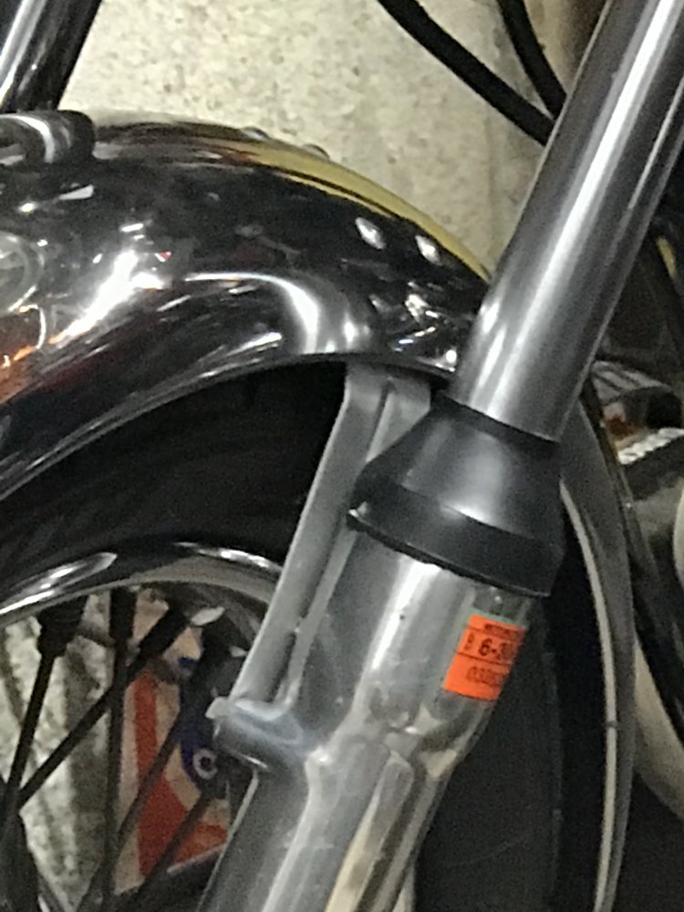 Who sells these Commando fork braces?