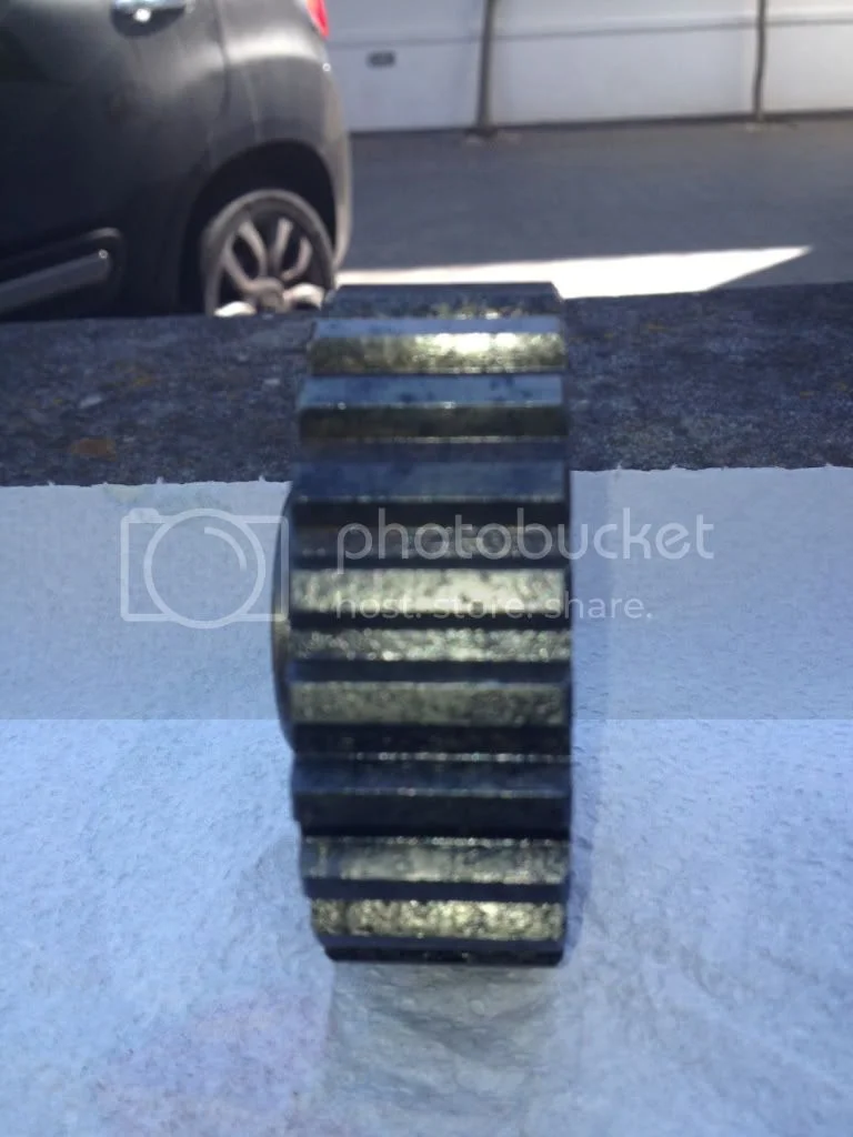 Sintered bronze or fibre clutch plates?