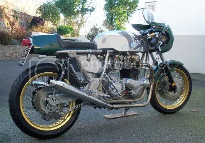 Keihin CRS smoothbore carbs for Norton