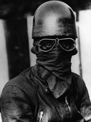 TRIUMPH T 120 TT / T 120 C .