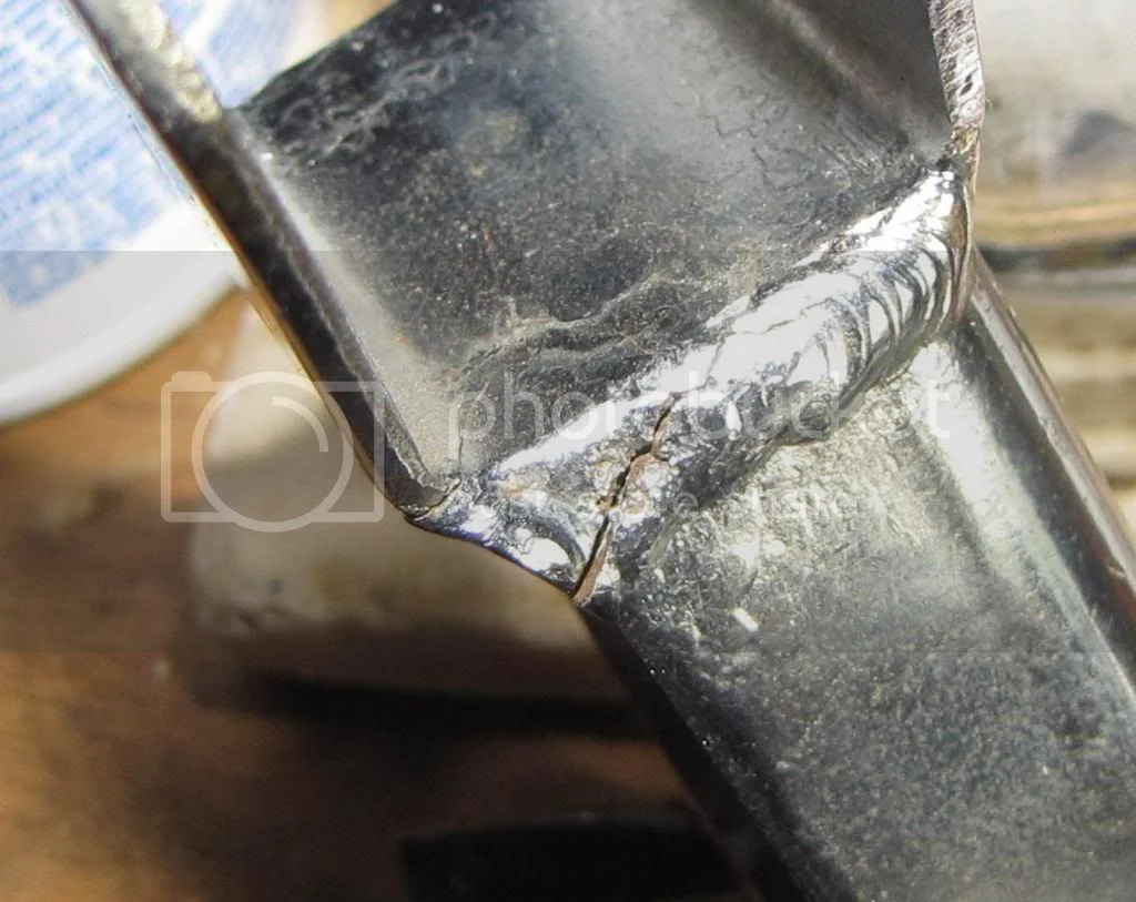 750S model headlight size?