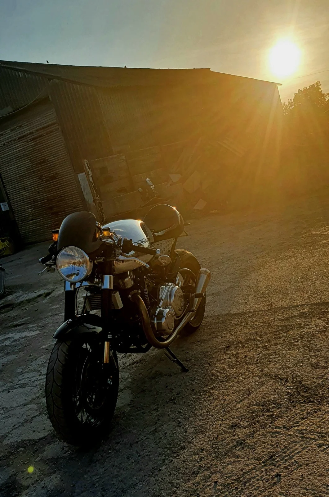 Pictures of your Norton 961