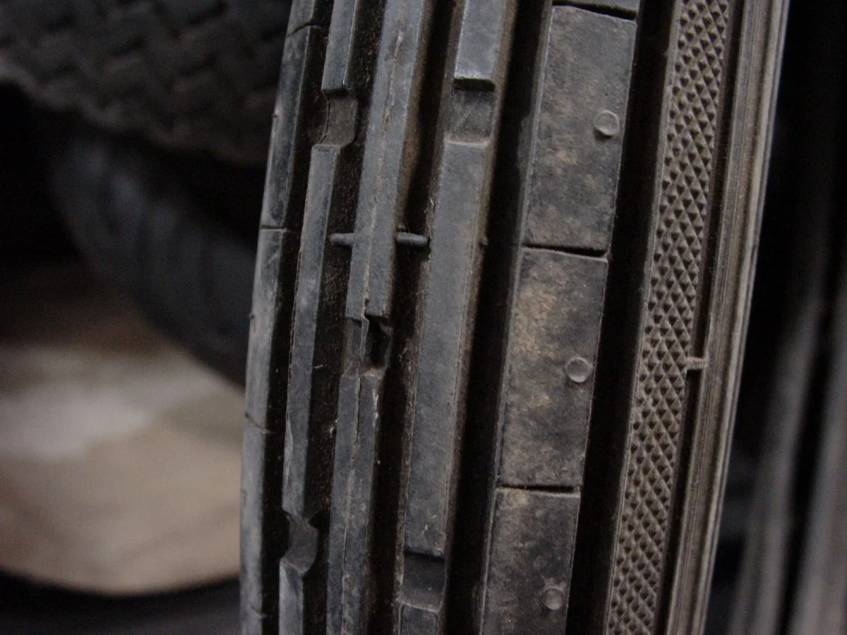 I have a new old stock avon speedmaster 20"