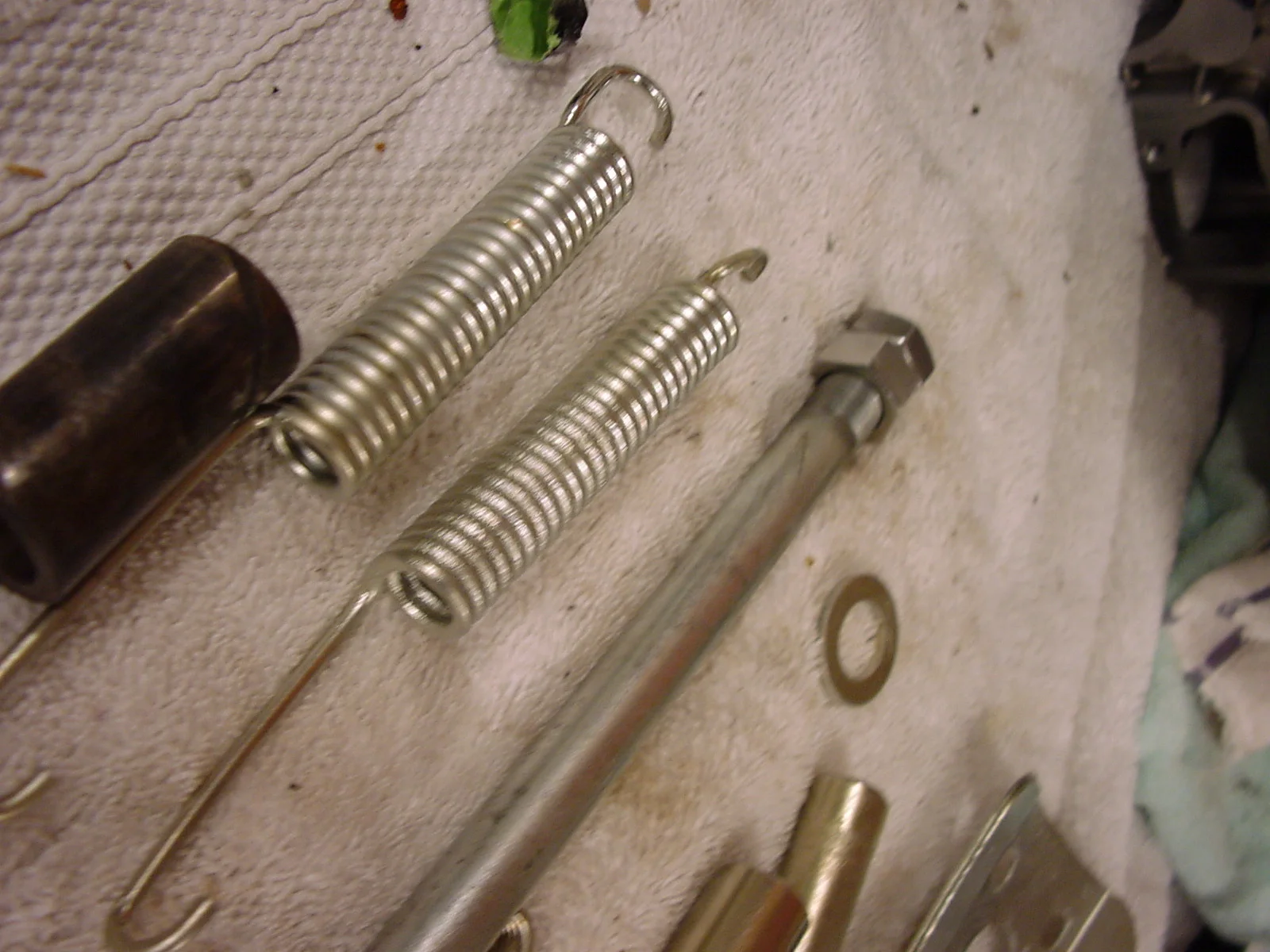 Zinc or cadmium plate