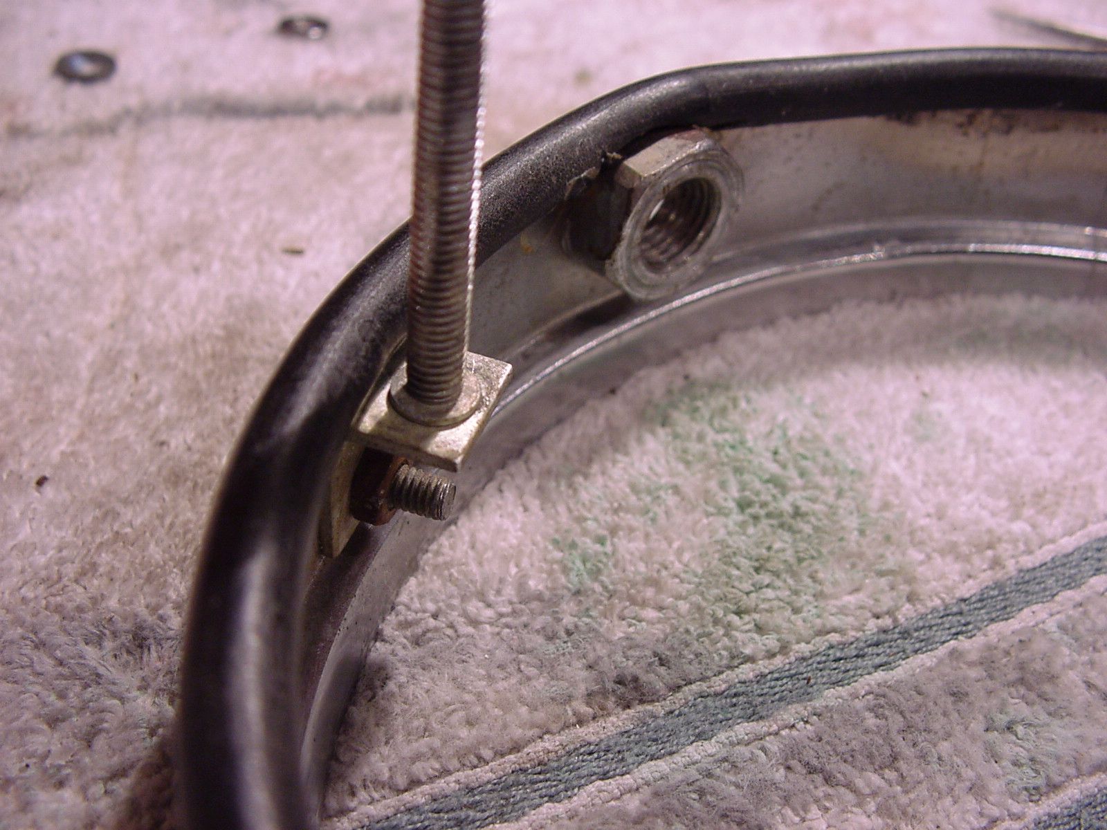 Headlight mount for dunstall fairing