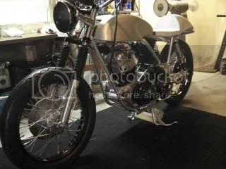 Pictures of your Norton Commandos