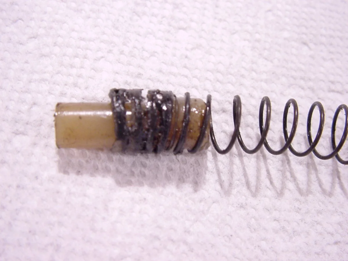 primary chain hydraulic tensioner assembly doesnt make sense