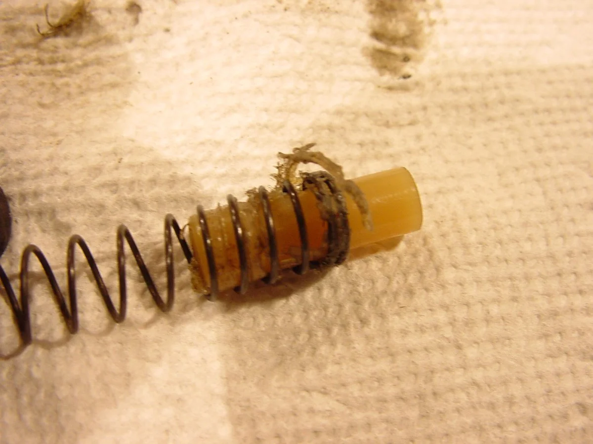 primary chain hydraulic tensioner assembly doesnt make sense