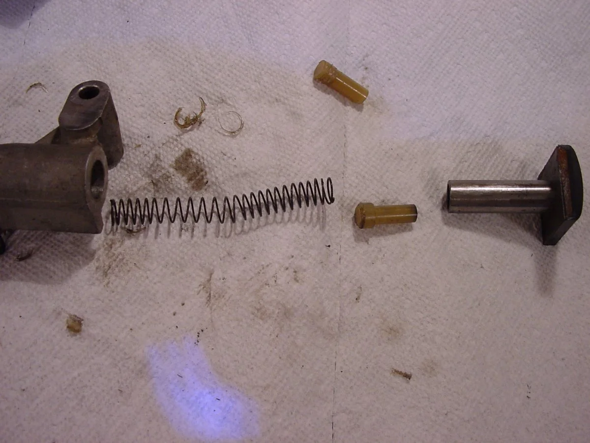 primary chain hydraulic tensioner assembly doesnt make sense