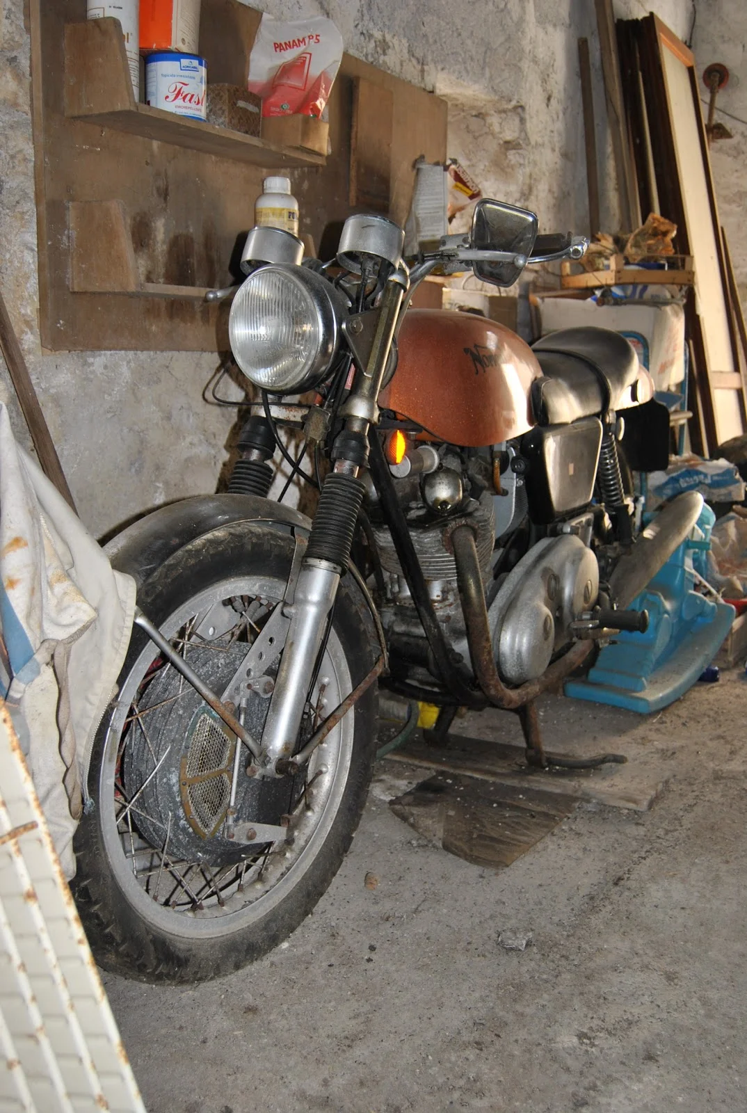 1971 750 Roadster Fireflake Golden Bronze