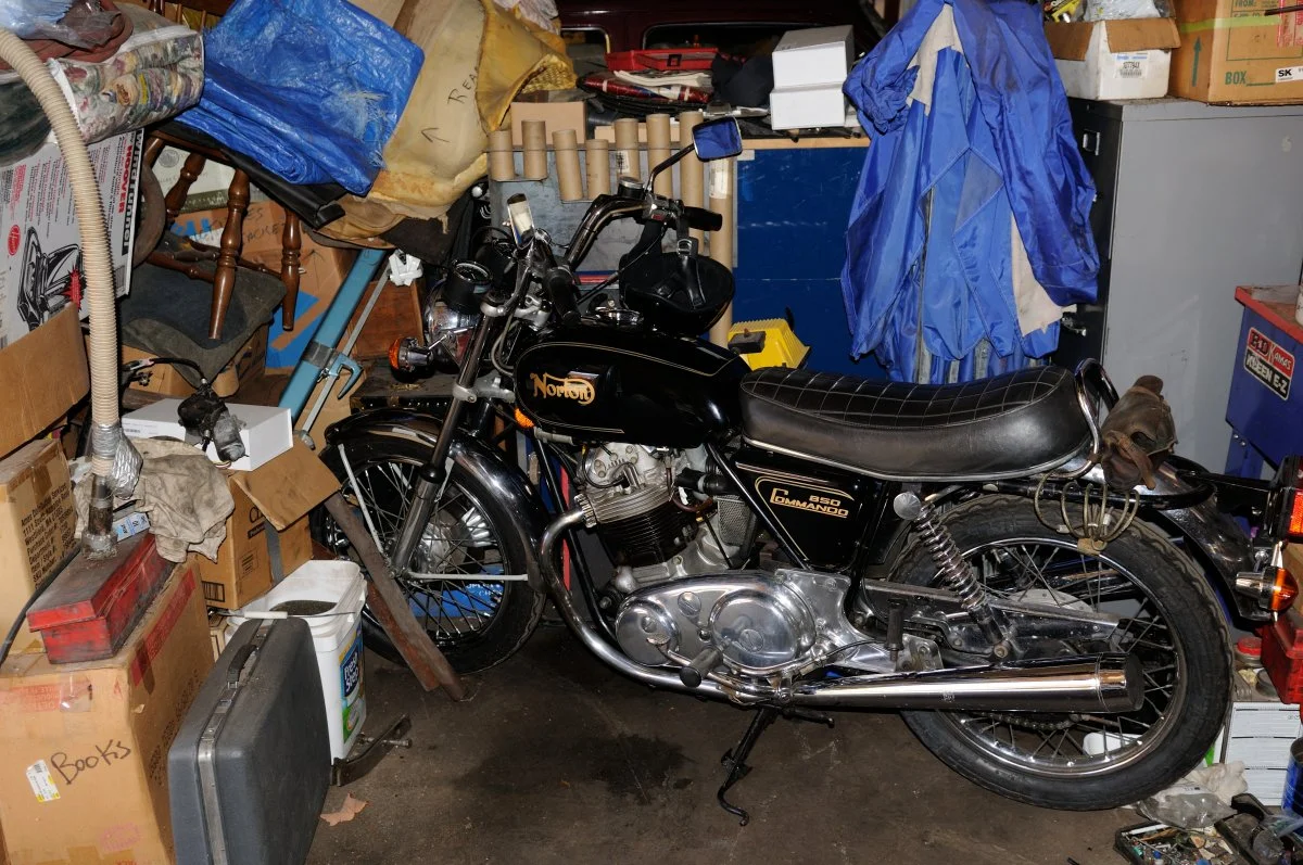 Pictures of your Norton Commandos