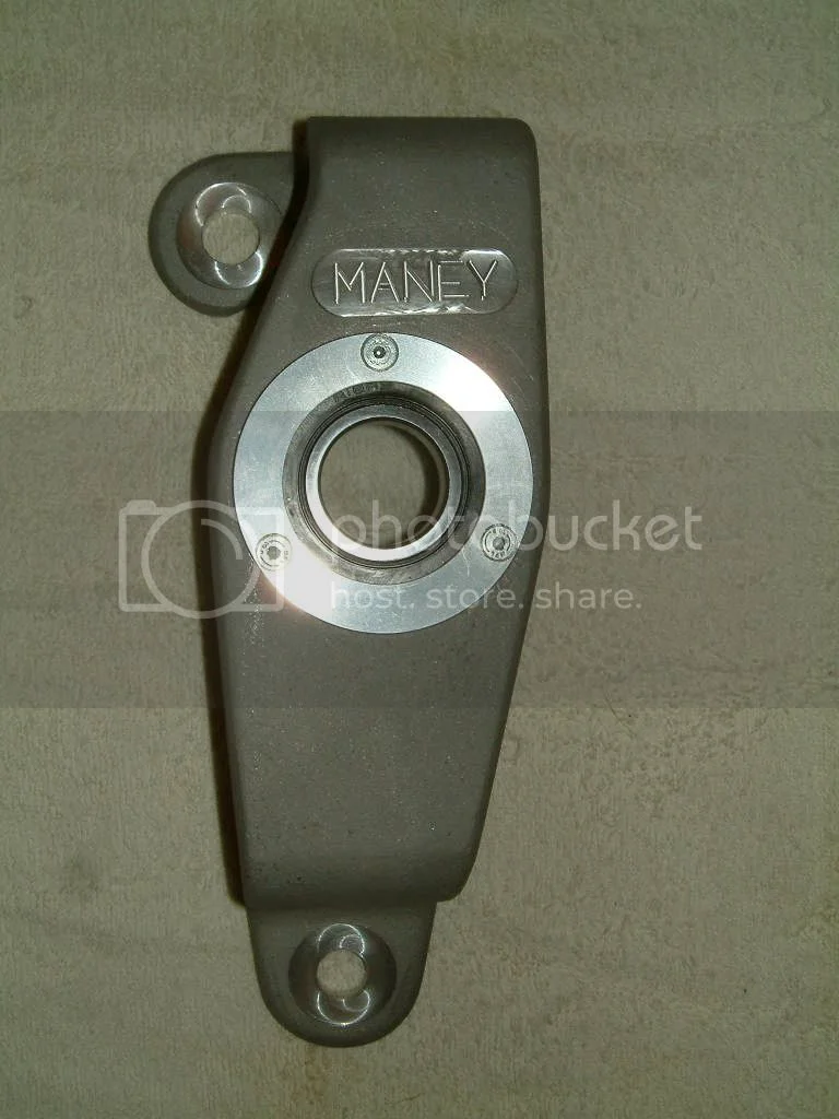 Maney gearbox outrigger