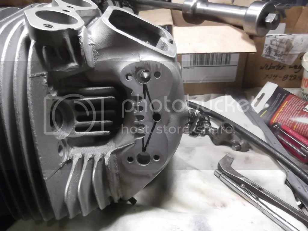 Combat rocker shaft oiling Access Norton