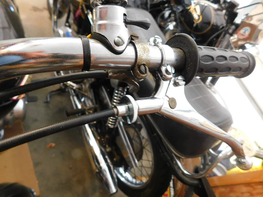 Early, 1969, Commando brake/clutch adjusters