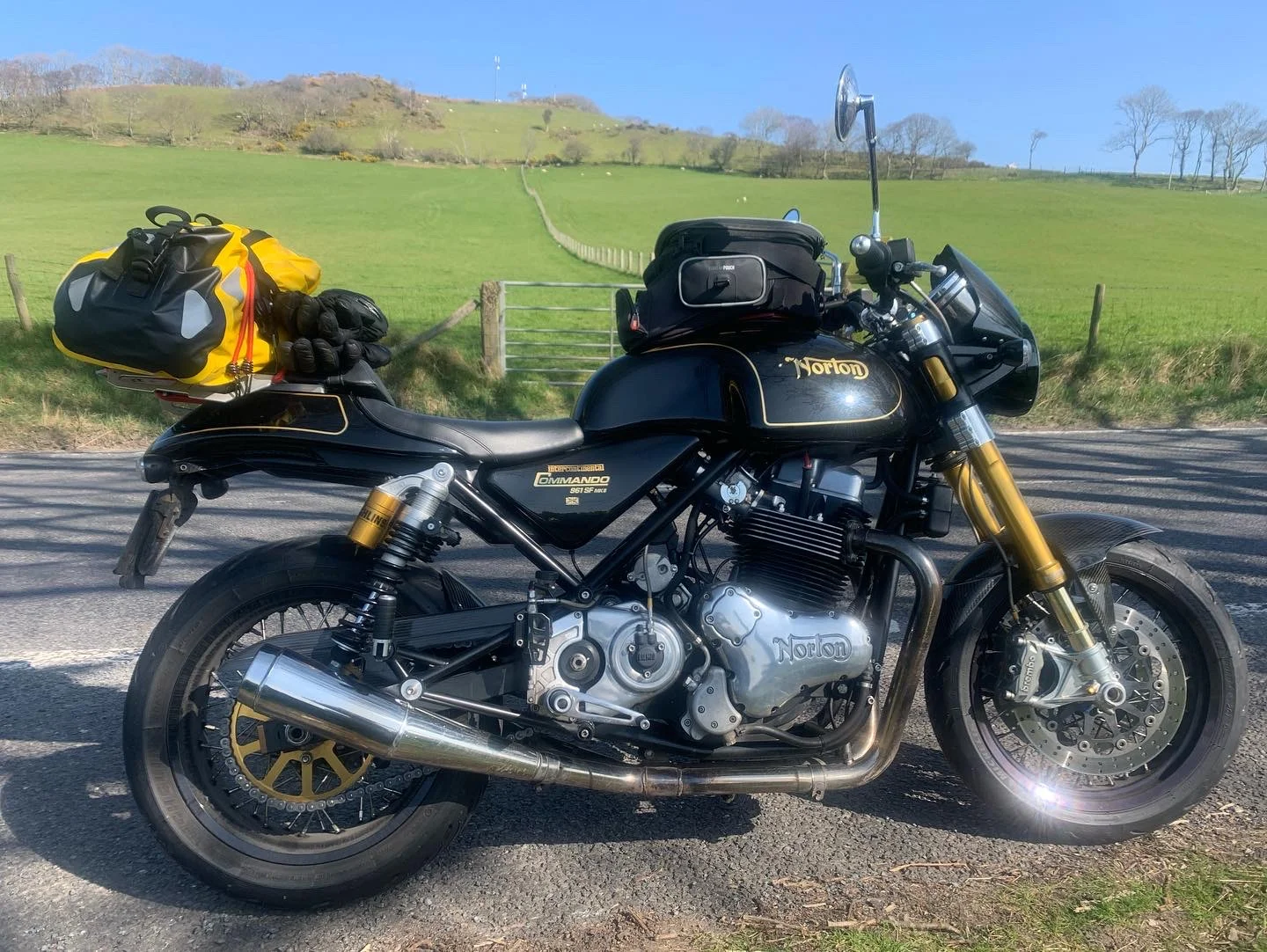Pictures of your Norton 961