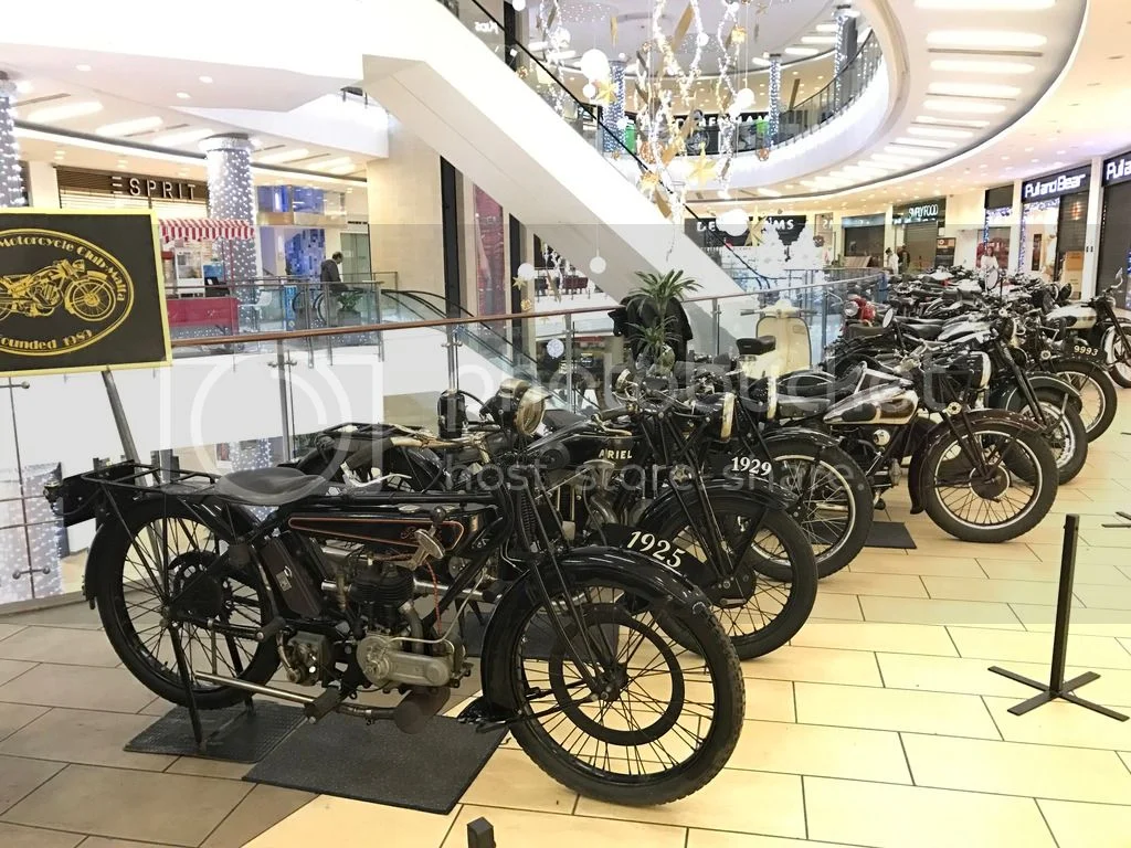 Vintage bike show pics