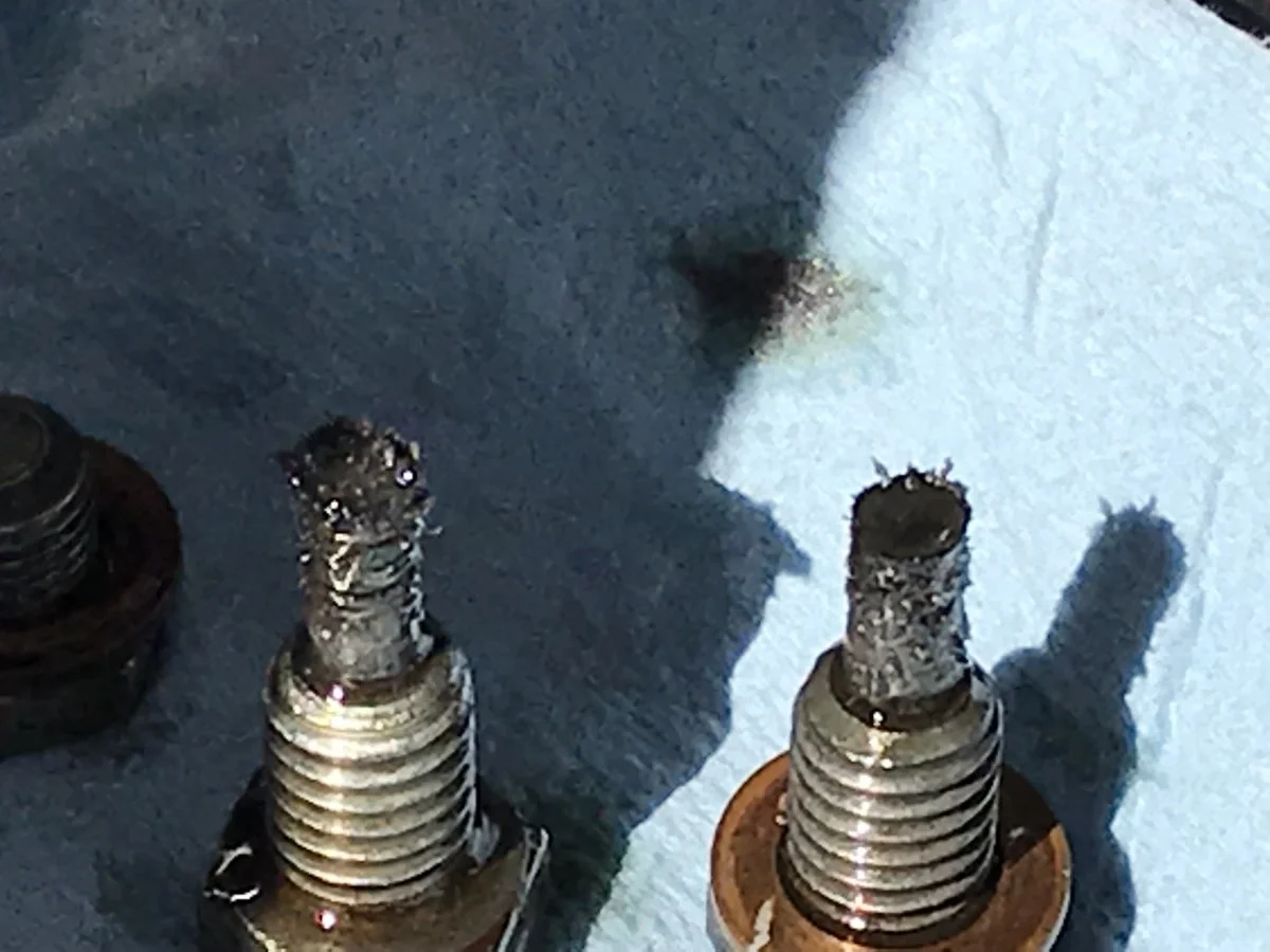 Changing crank main bearings