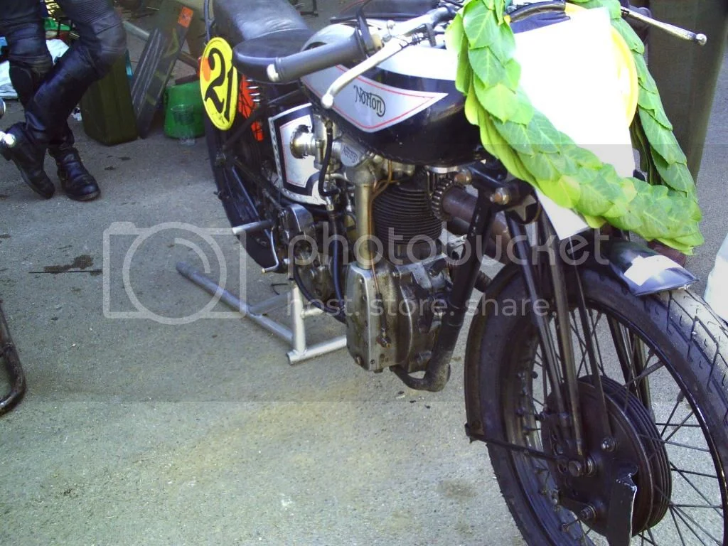 Norton Singles Forum