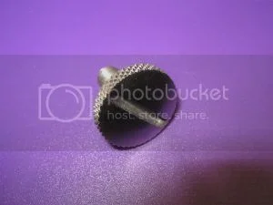 P11A - Battery cover bolt/thumbscrew - picture