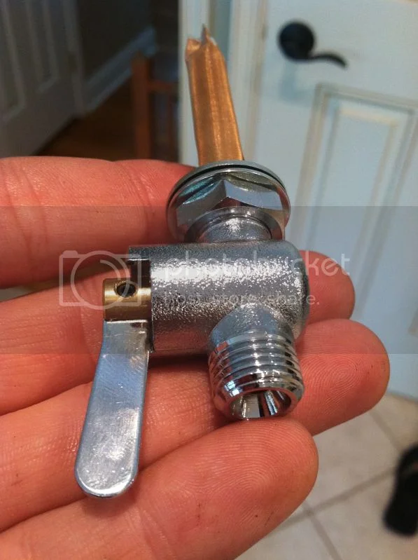 Petcock smut (family friendly)