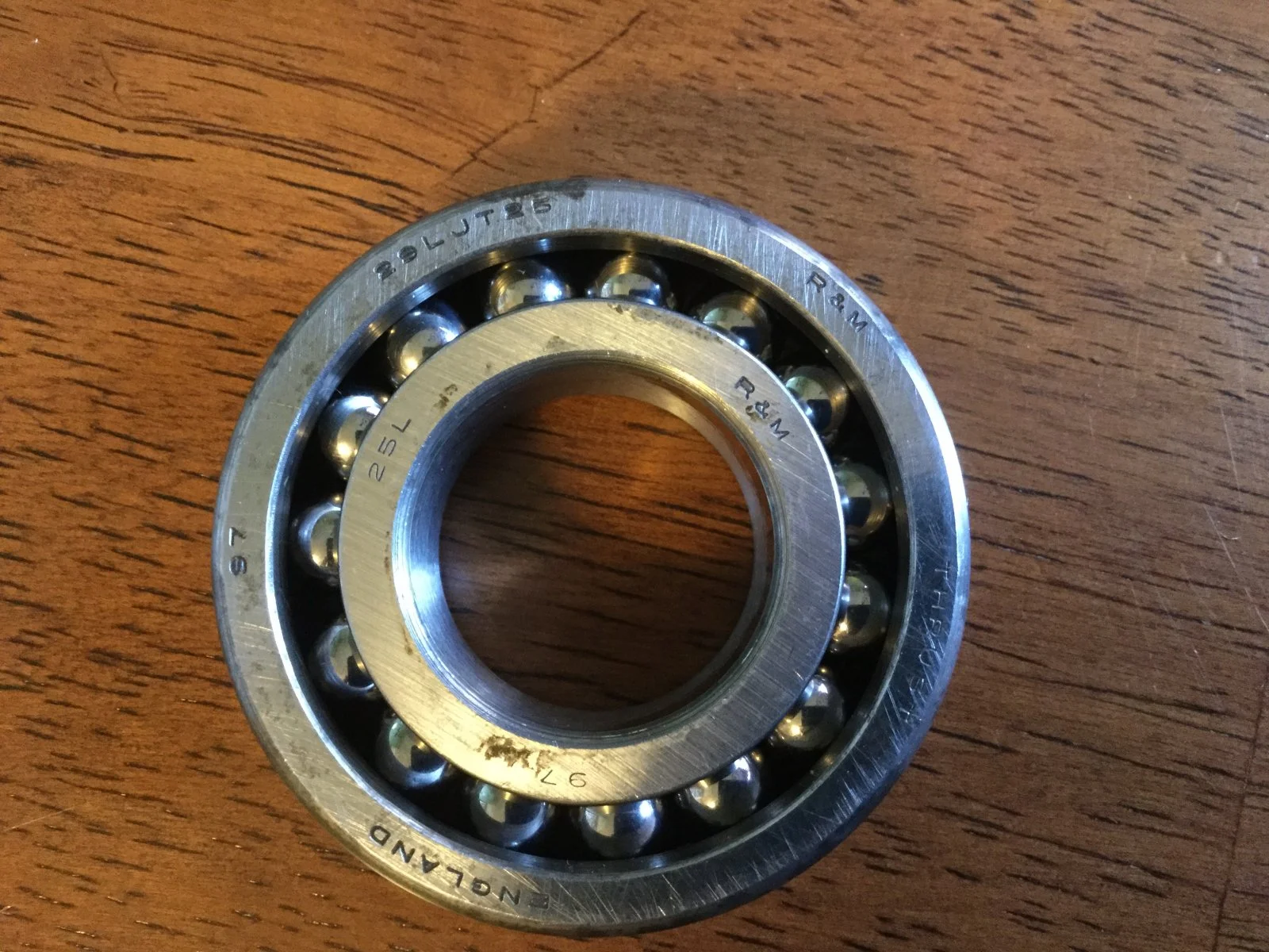 1969 commando Roadster steering yoke bearings