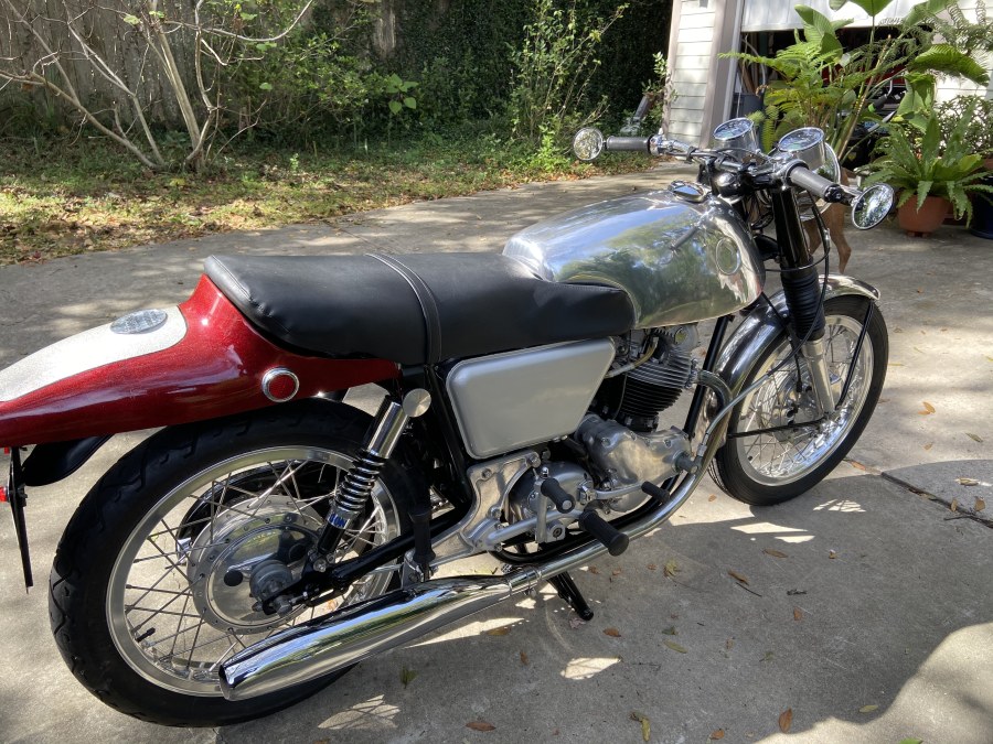 Fastback tank-