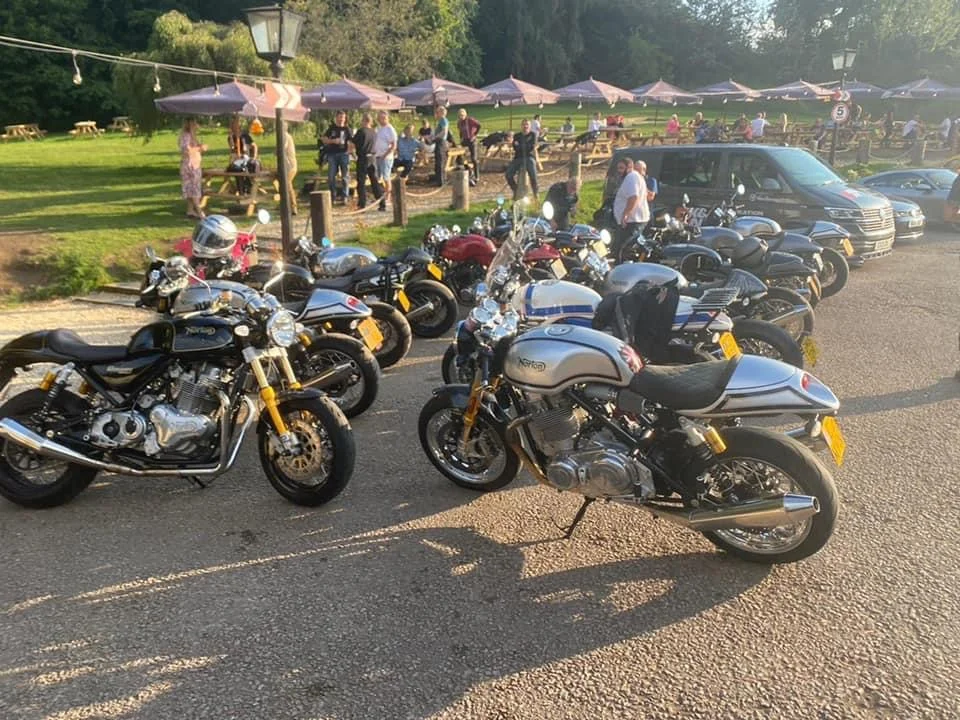 Pictures of your Norton 961