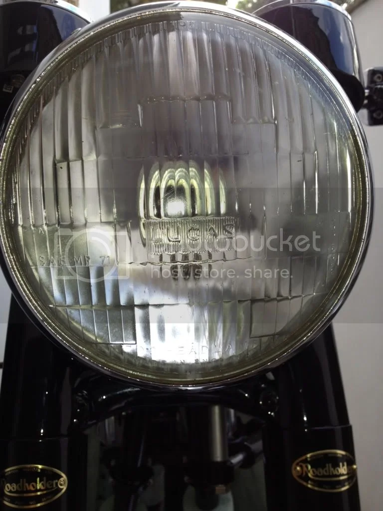 Pictures of your Norton Commandos