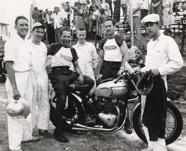 TRIUMPH T 100 R / T 100 RR . 1955/57 .