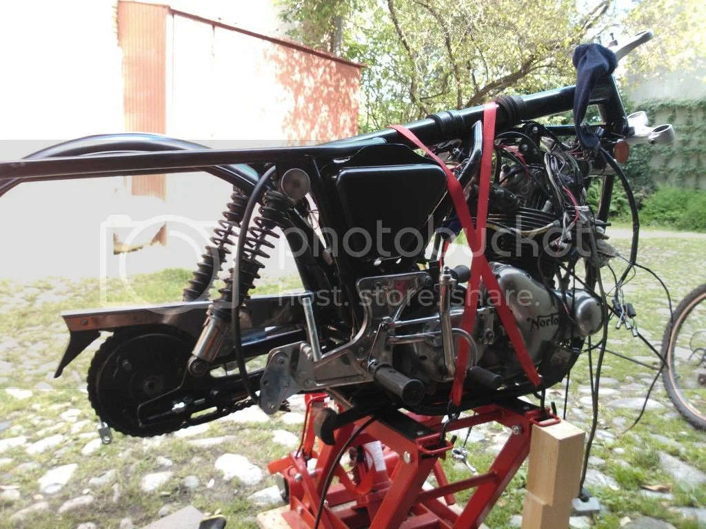 rear wheel hub, is this right?