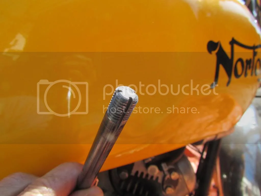 Fork selector spindle