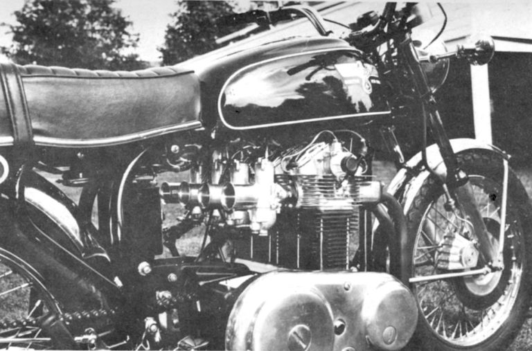 Commando engine in Featherbed