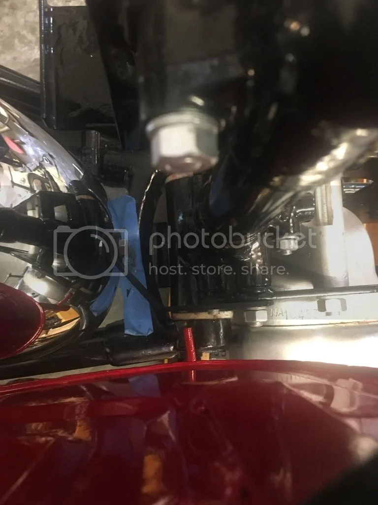 Measurement between swingarm fork legs N15