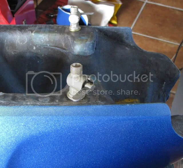 Fuel tap alignment on Roadster tank