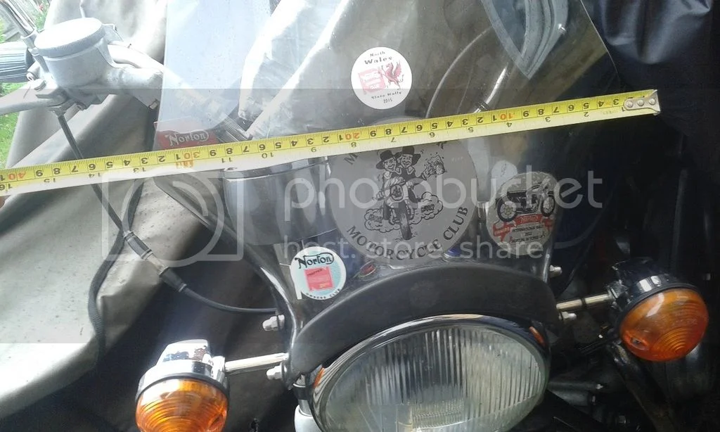 Pictures of your Norton Commandos