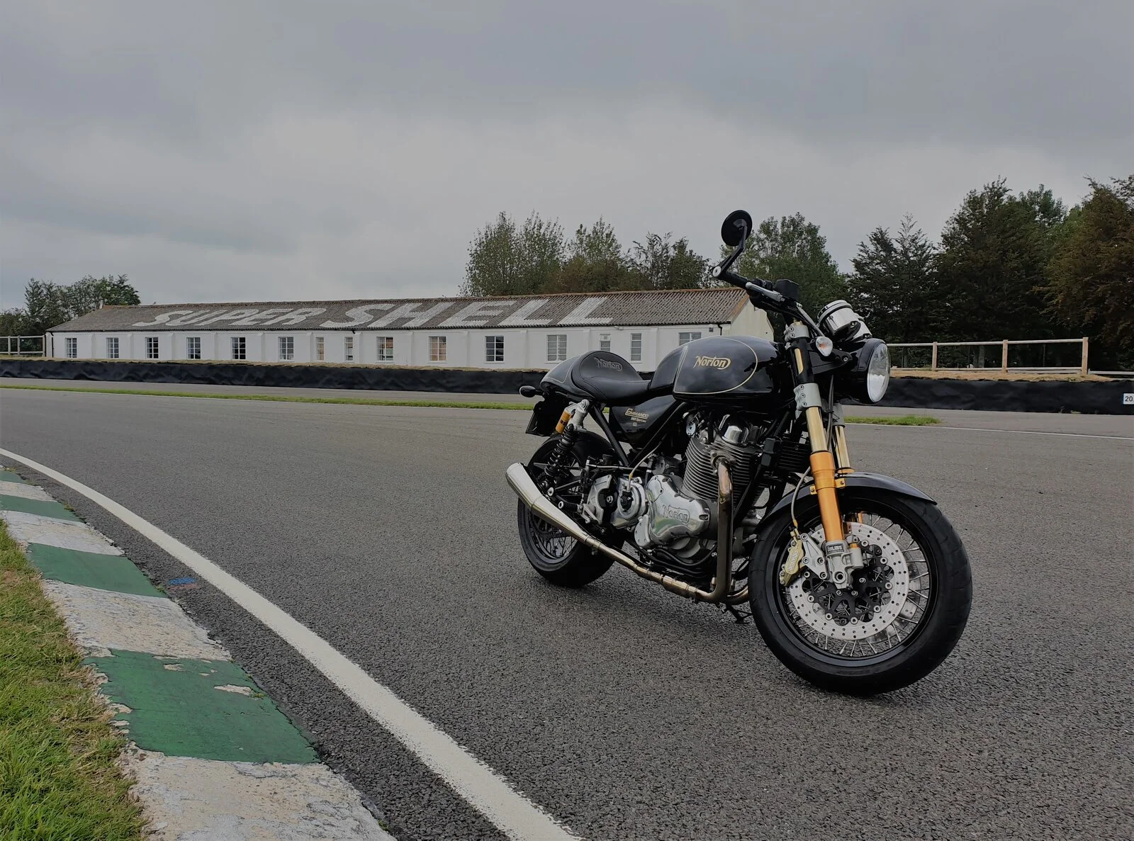 Pictures of your Norton 961