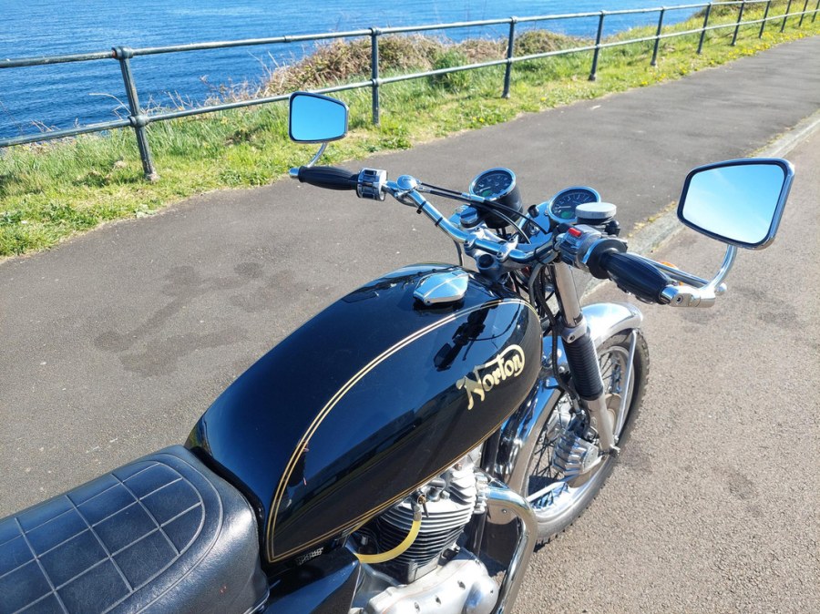 Handlebars differences