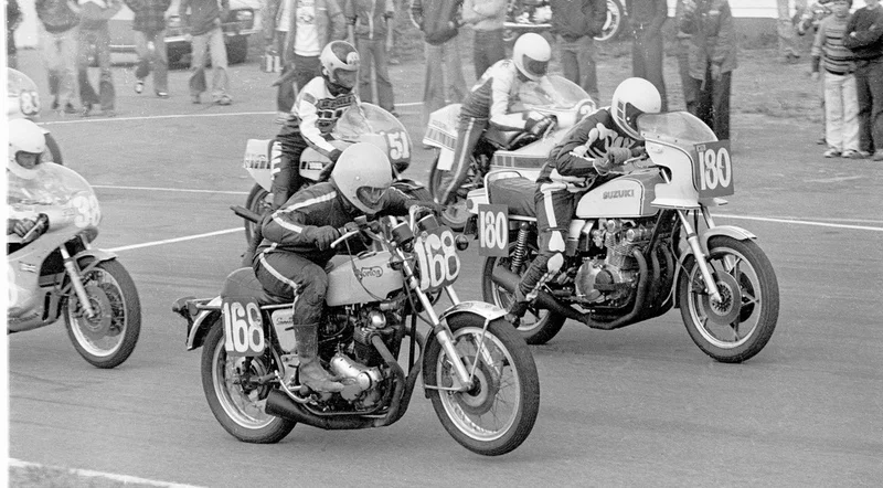 Thruxton Motorcycles Commando .(2017)