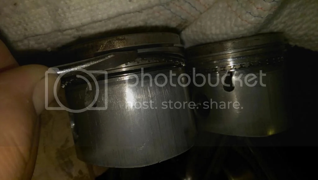 Replace pistons or not? Access Norton
