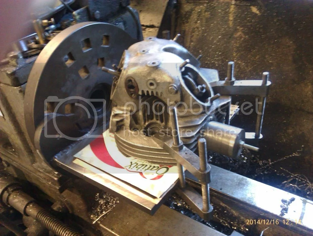 Exhaust thread repair on a lathe