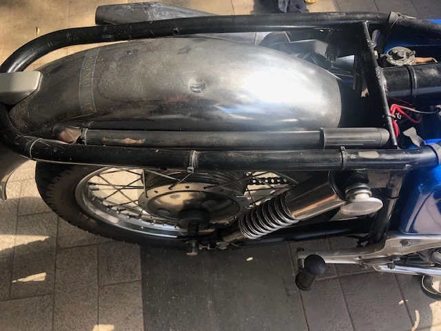 'S' type tire pump pics courtesy of Piero