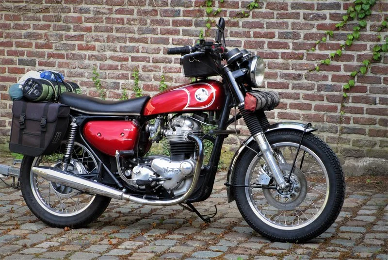 Crankcases 1967 Atlas vs G15CS?