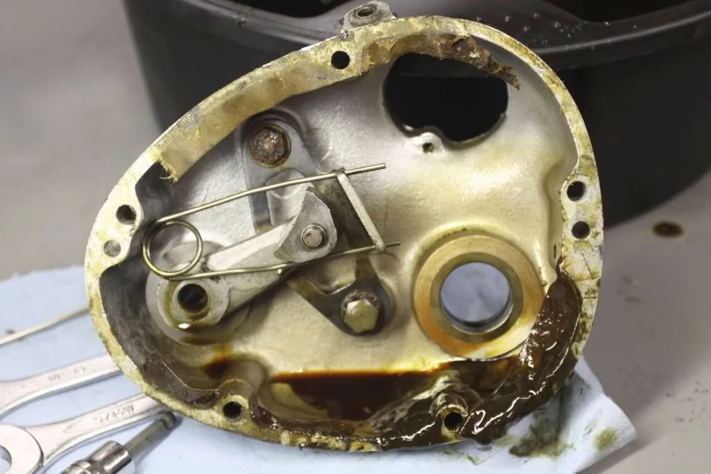 Barn Find Gearbox... Water, Sludge & Rust Access Norton