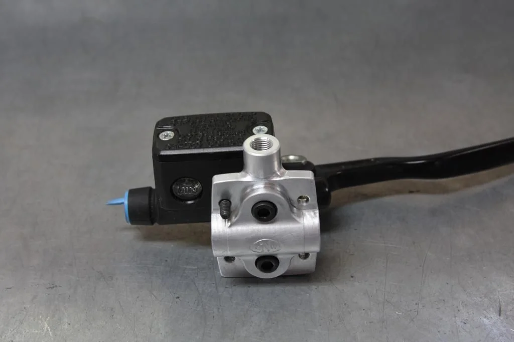 has anybody installed that hydralic clutch kit