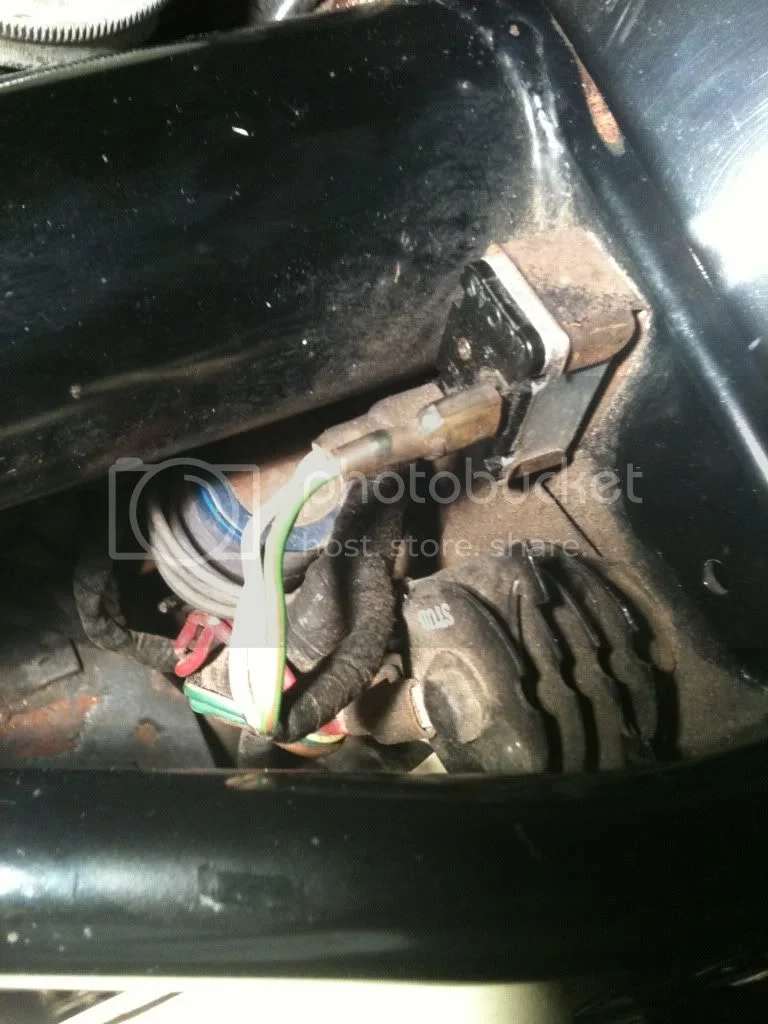 Battery compartment wiring