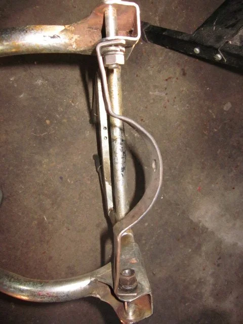 N15CS oil tank mounting