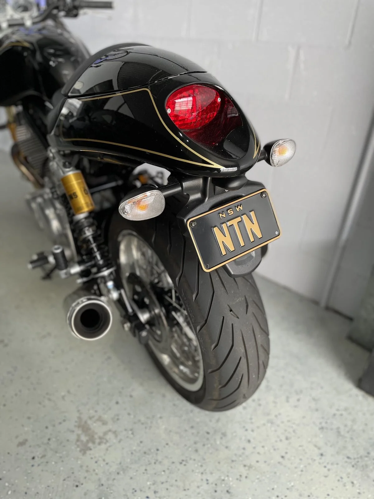 Pictures of your Norton 961
