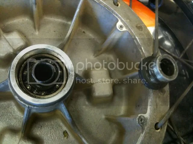 Front and Rear Hub Bearing Removal (2010)