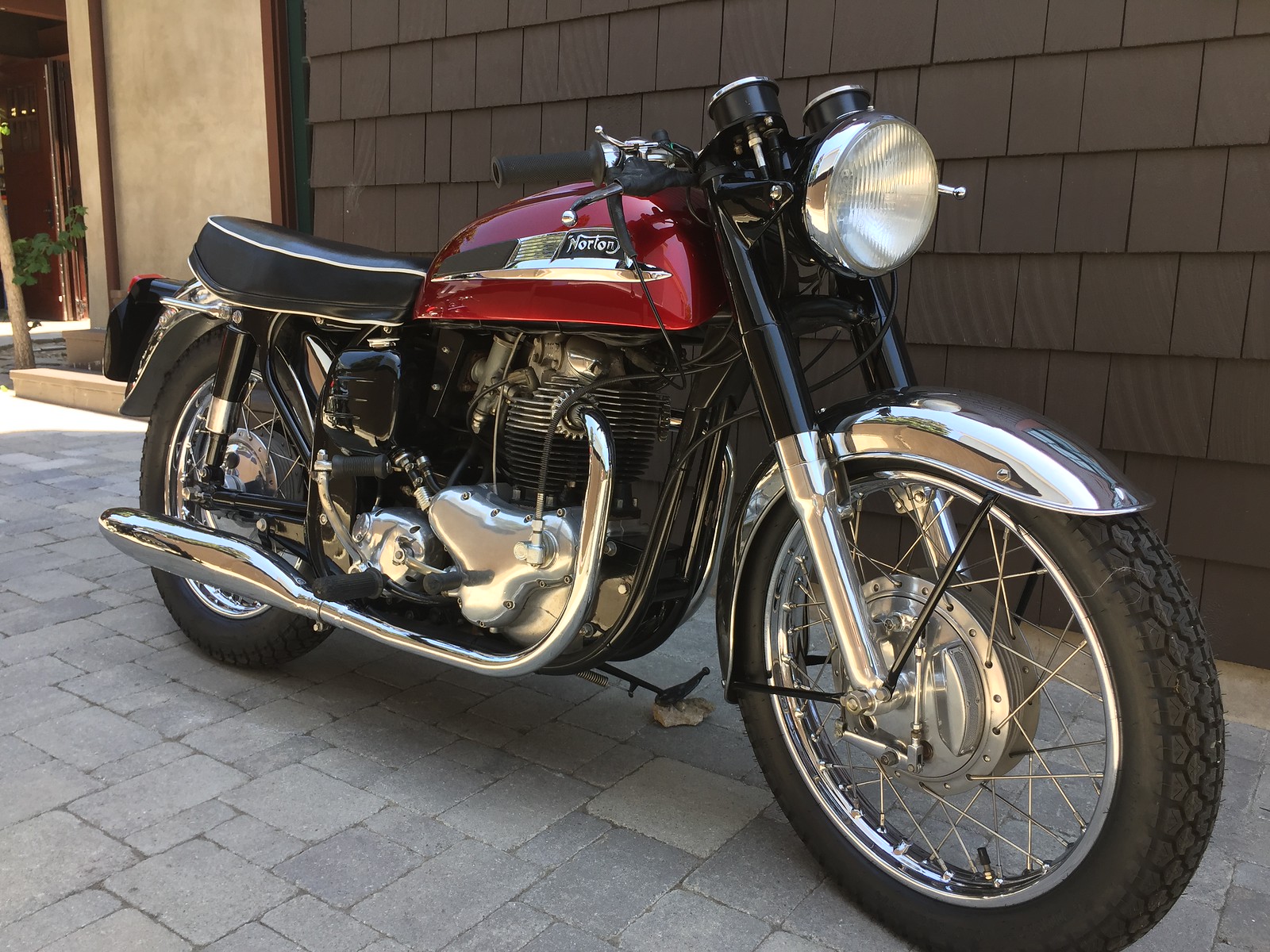 Helping a deceased friend sell his bike collection