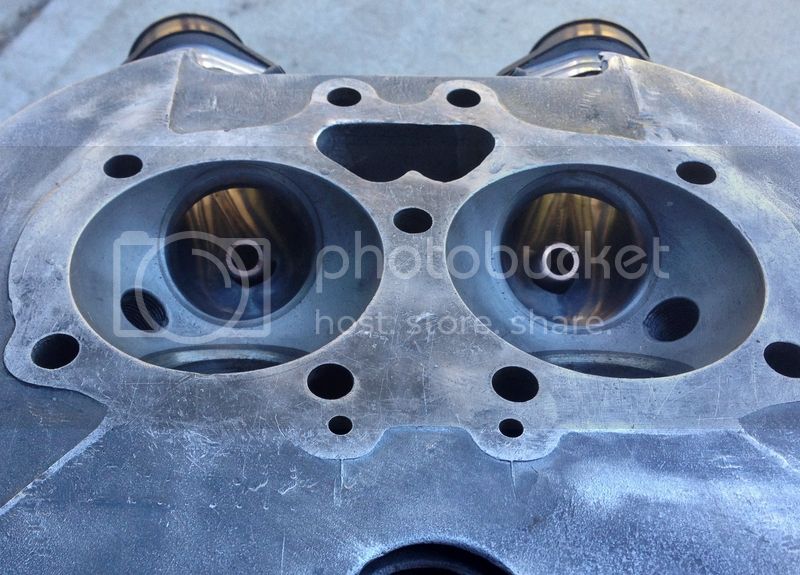 Norton intake ports compared to Harley XR 750 (2013)